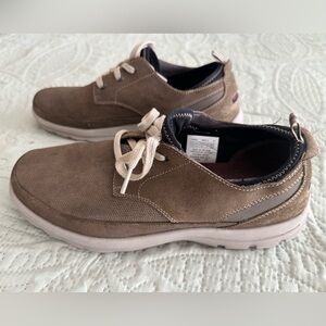 Rockport Men's 10W Leather Upper Walking Shoe Casual Lace up Comfort